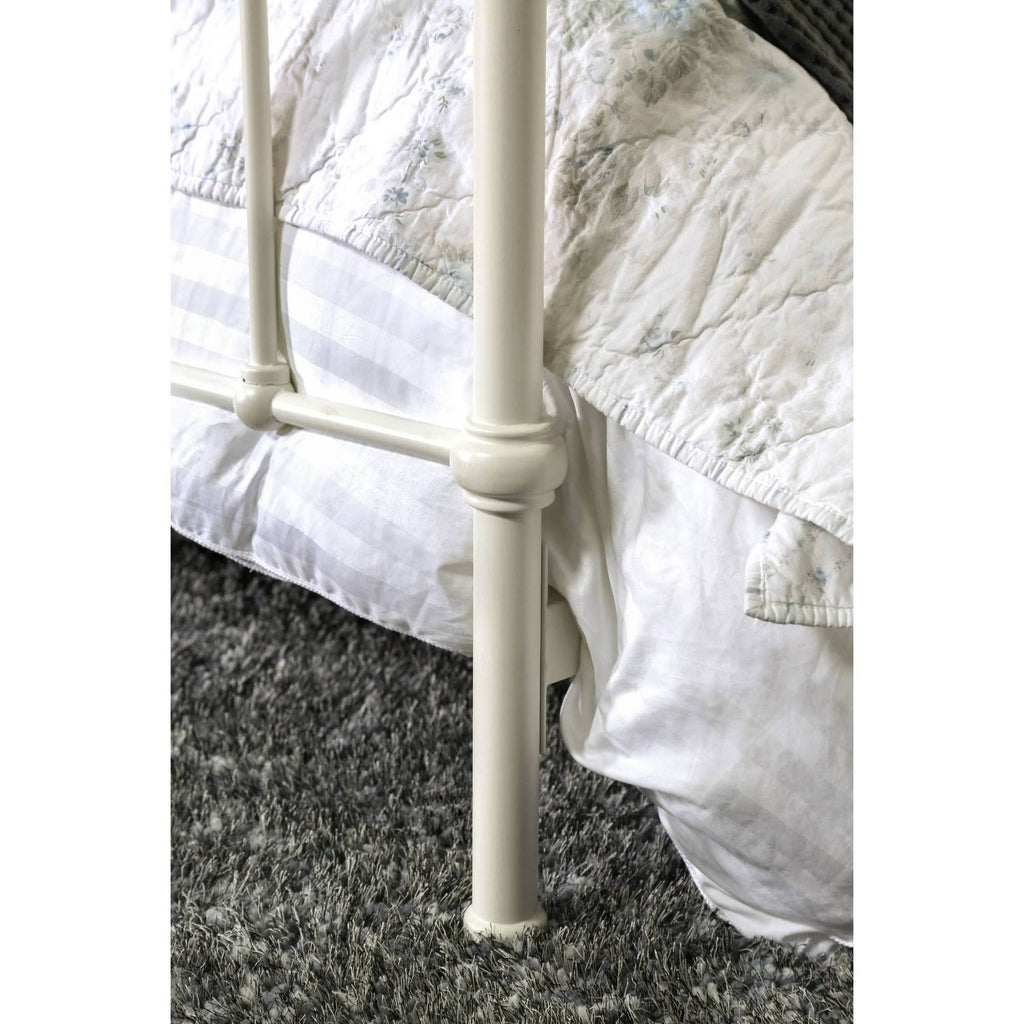 Twin Metal Bed Vintage White D212