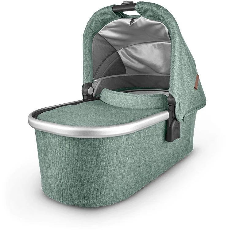 Universal Bassinet F897698