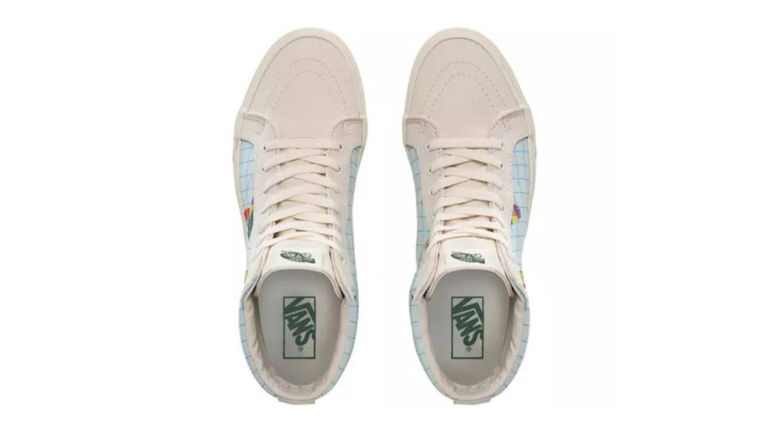 Classic White Multi Sk8-Hi Q557280