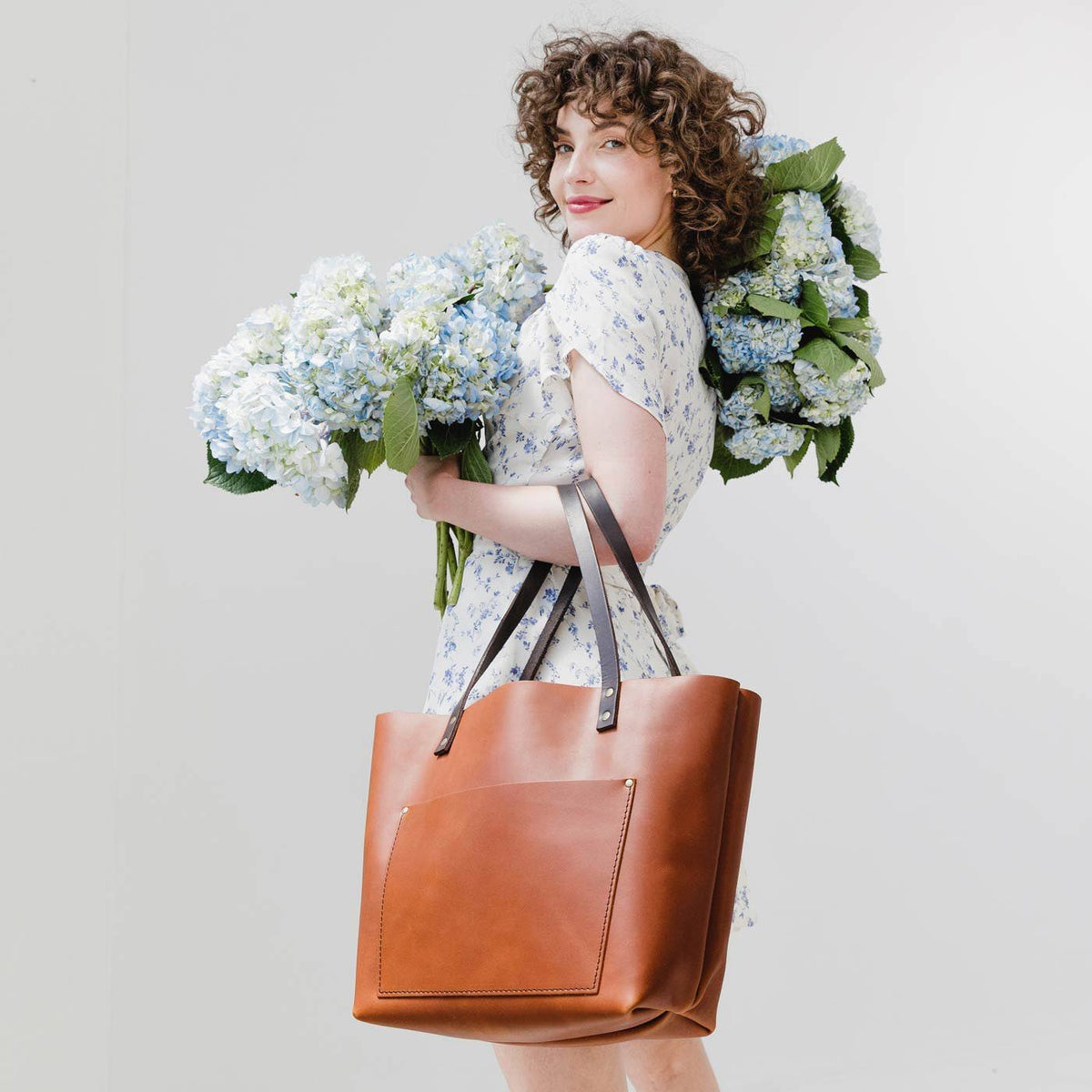 Classic Tote Y863