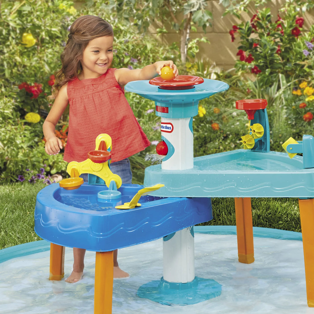 Outdoor Water Play Table with Accessories P580190