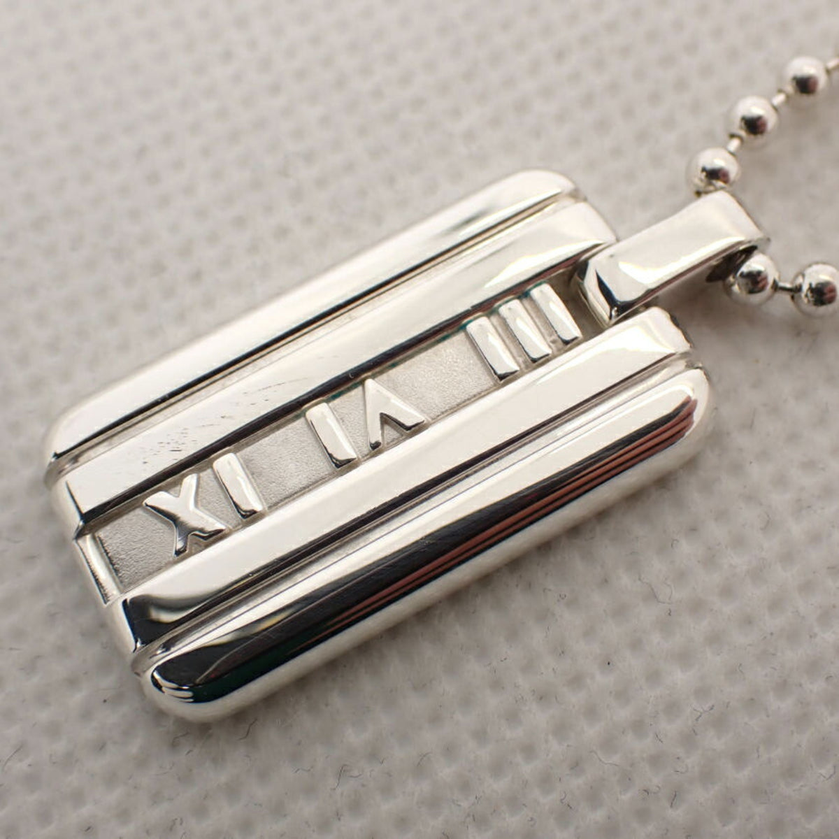 925 Atlas Pendant Necklace M58378