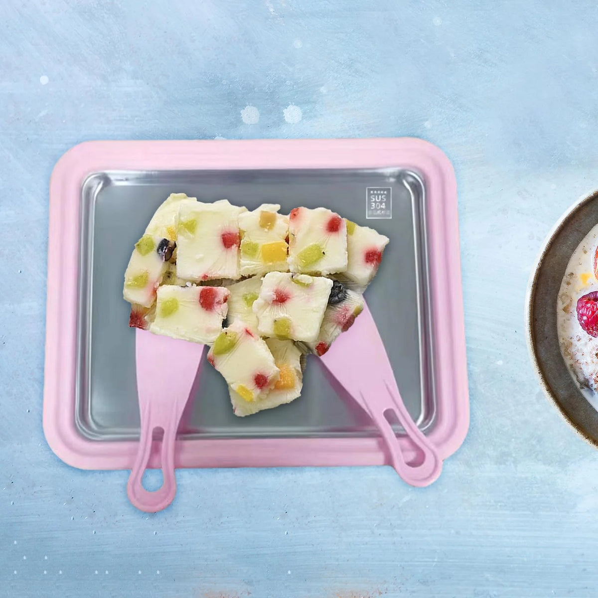 Ice Cream Rolled Maker with 2 Spatulas W12301