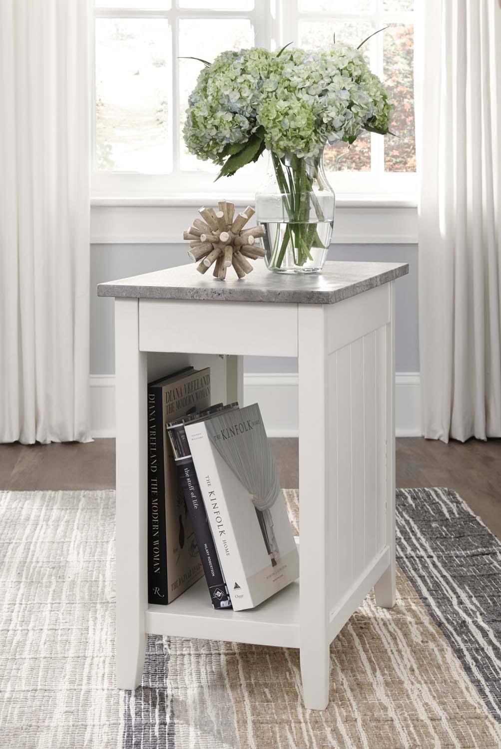 White Chair Side End Table U309543