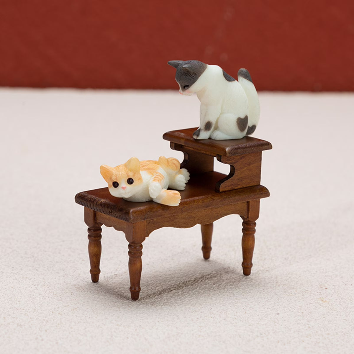 1:12 Birch Dollhouse Miniature Coffee Table T672998