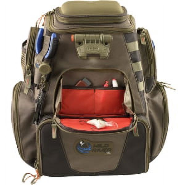 Lighted Tackle Backpack with 4 Trays I866