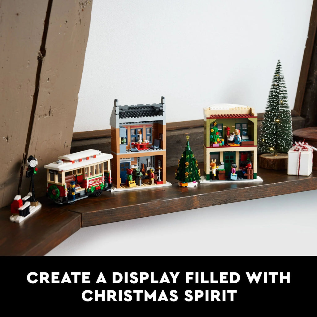Building Set with Shops, Streetcar and 6 Minifigures F707863