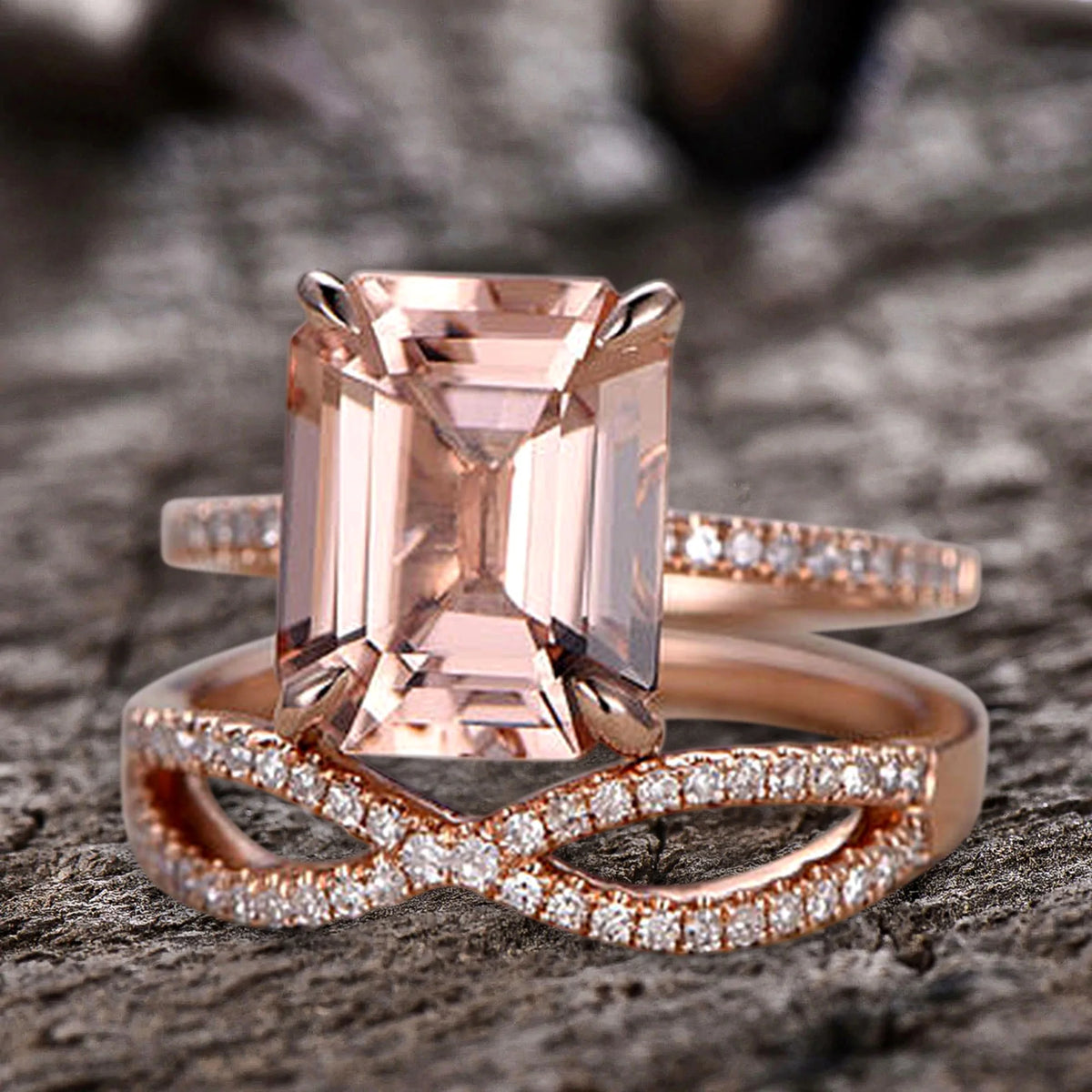 Emerald Cut Morganite Engagement Ring with Diamond Accents E727277