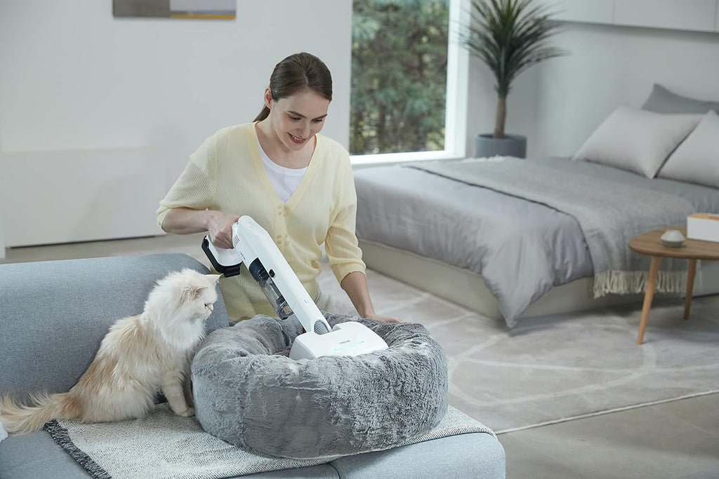 White Cordless Stick Vacuum O184