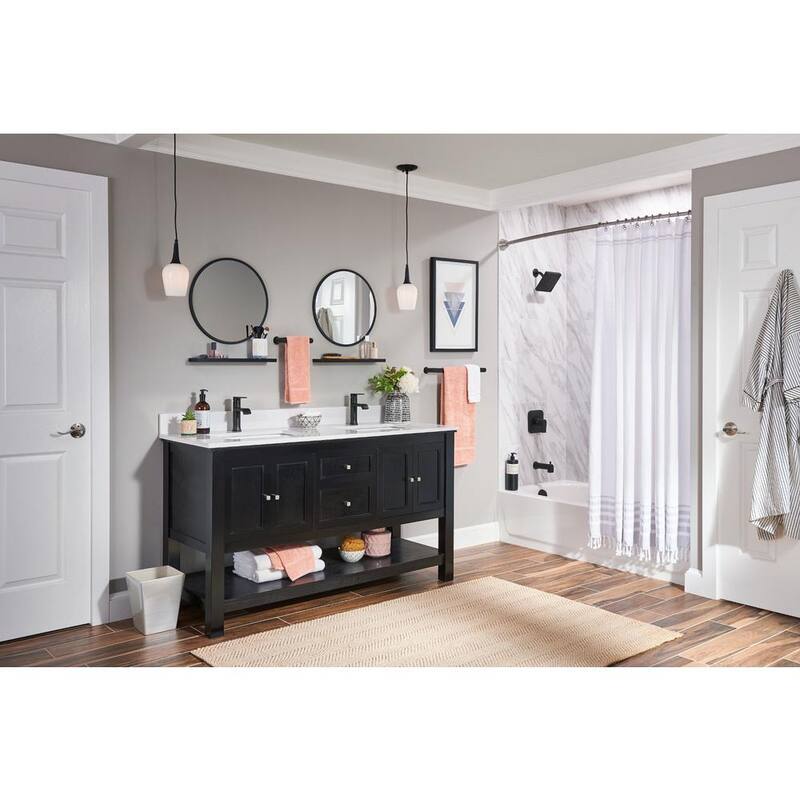 Single-Handle Tub and Shower Faucet in Matte Black Y72907