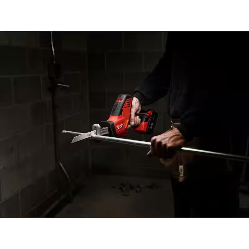 18V Cordless Reciprocating Saw with 2.0 Ah Battery D81197