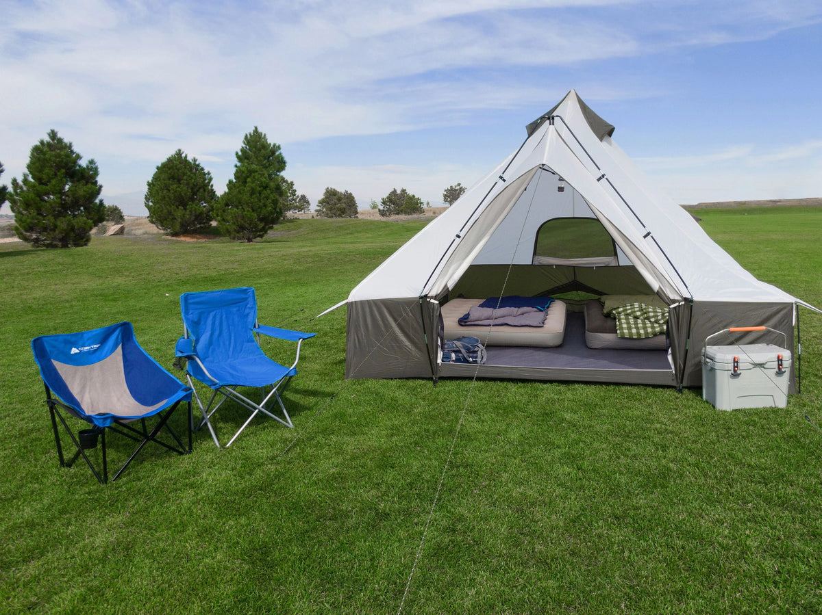 8 Person Camping Tent with Covered Entrance F6511